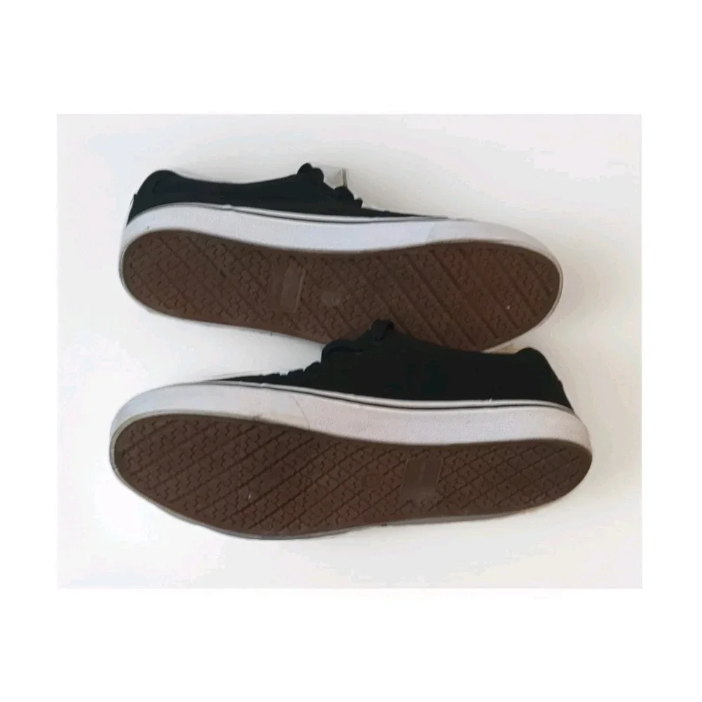 PRE-OWNED NO BOUNDARIES MEN‎ BLACK CANVAS MEMORY FOAM S-13 SKATE BOARDING